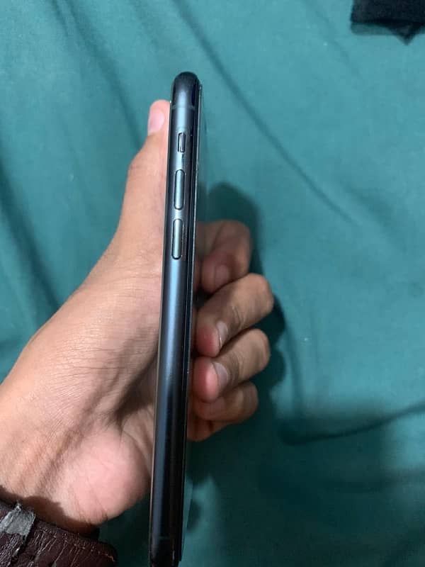 iPhone 11 Pro non pta 2