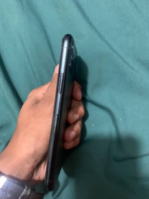 iPhone 11 Pro non pta 3