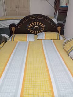 Double bed single bed 0