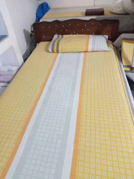 Double bed single bed 1