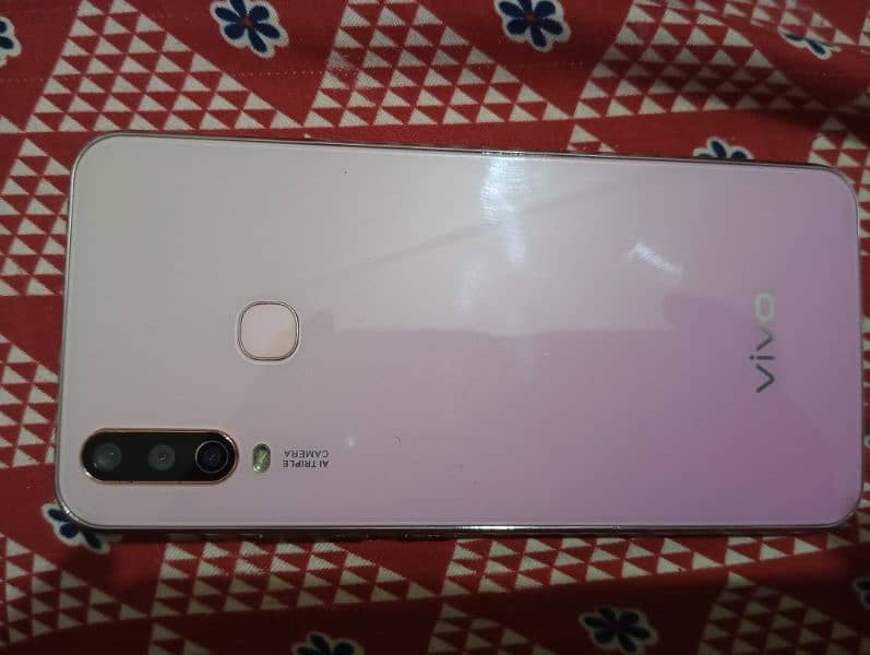 vivo Y17 pink colour 8gb ram 256 GB ROM 1