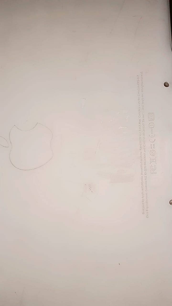 Apple MacBook for urgent sale 6