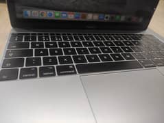 MacBook 2017 – Sleek and Lightweight Laptop with Retina Display