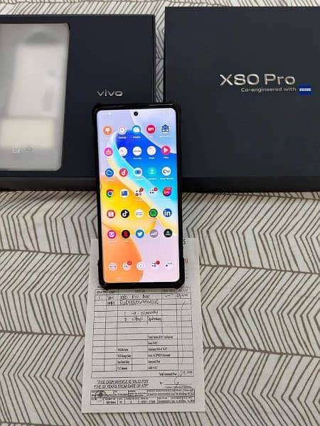 vivo x80 pro 12/256 GB 03240537819 my WhatsApp number 1