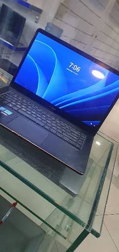 Asus ZenBook Pro Gaming Machine 0