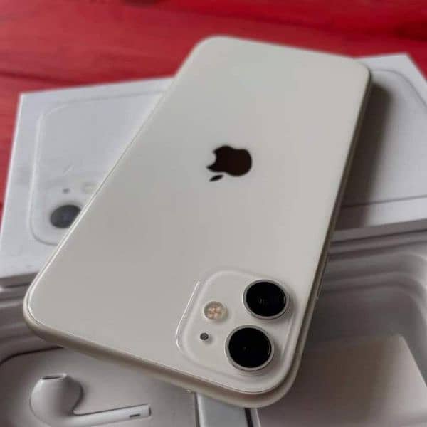 iphone 11 128 GB My WhatsApp number 03414863497 1