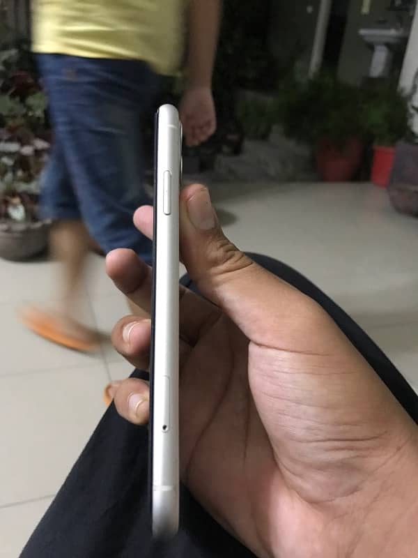 iphone 11  jv nonpta all ok 4