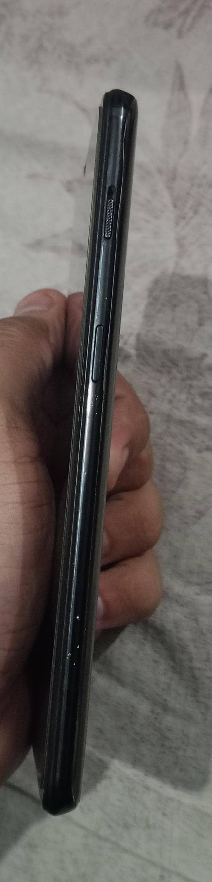 One Plus 6T 8/128 7