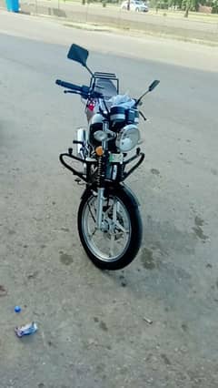 Suzuki GS 150