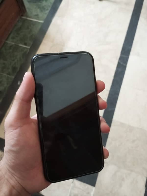 İPhone XR 64 GB NON-PTA Factory unlocked Good Condition 0