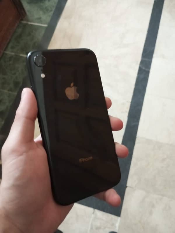 İPhone XR 64 GB NON-PTA Factory unlocked Good Condition 1