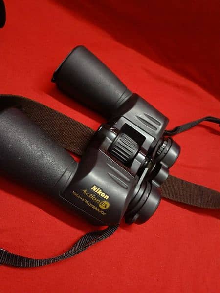 Nikon . Binocular. 10x50 4