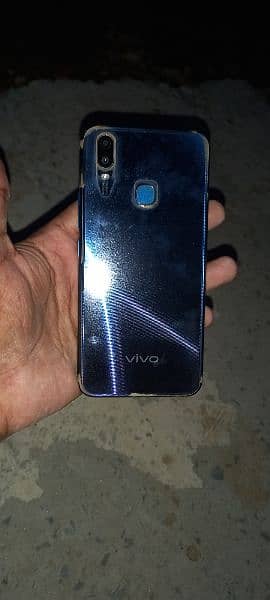 Vivo Y11 3