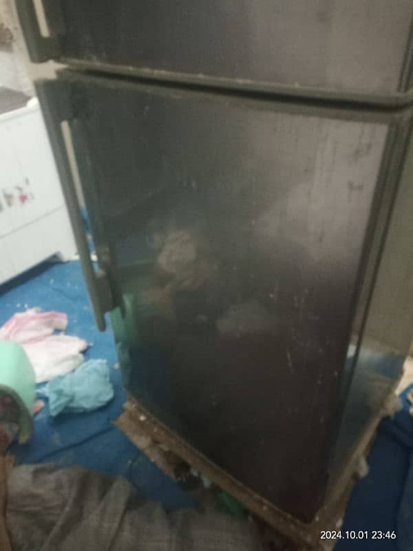 Orient Full size fridge for sell. 3