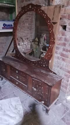 2 best wooden solid dressing tables 4 sale