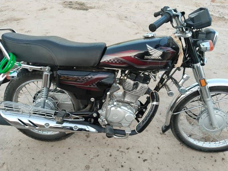 honda 125 one hend bicke 5