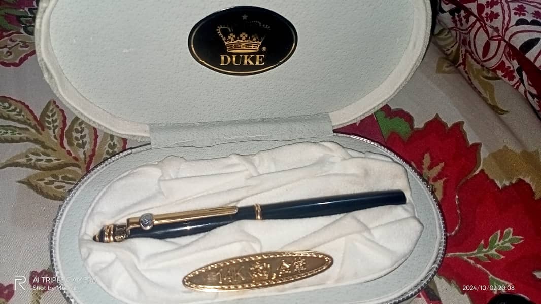 Duke 14k gold pen gold nib 1