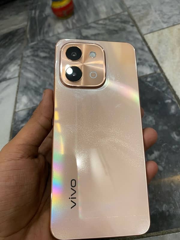 vivo y28 in new condition 5