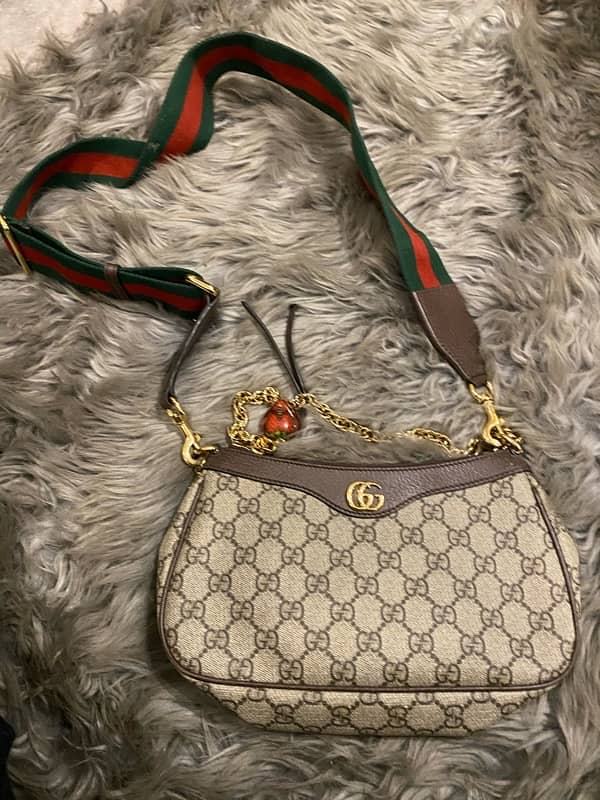 GUCCI ophidia heart keychain crossbody bag original 2