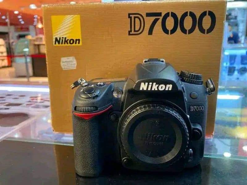 DSLR Nikon  Canon cameray  with full Box 5