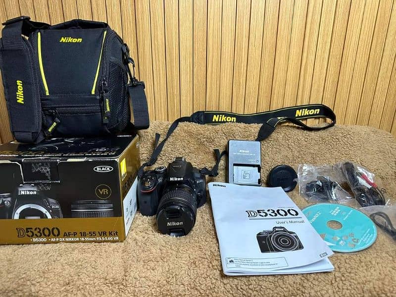 DSLR Nikon  Canon cameray  with full Box 7