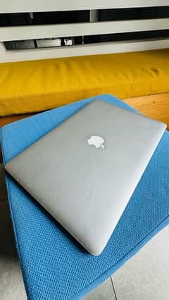 Macbook