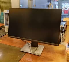 Dell 22" inch Bezelless LCD Monitor IPS Display for Sale