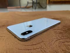 JUST LIKE NEW iPhone XS MAX 256gb White Non PTA E-Sim Time