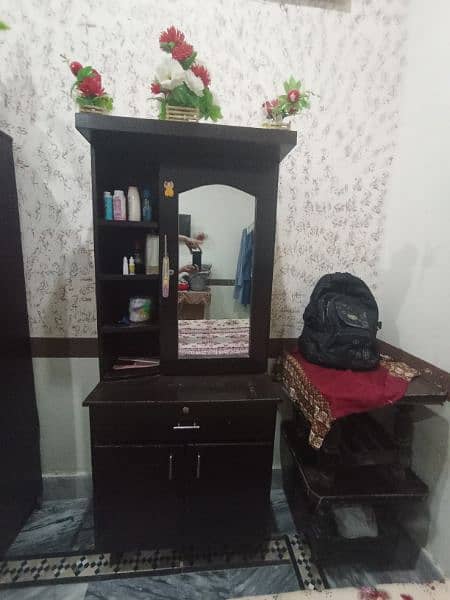 Clothes Almari,,Dressing Table Double Bed for Sale 1