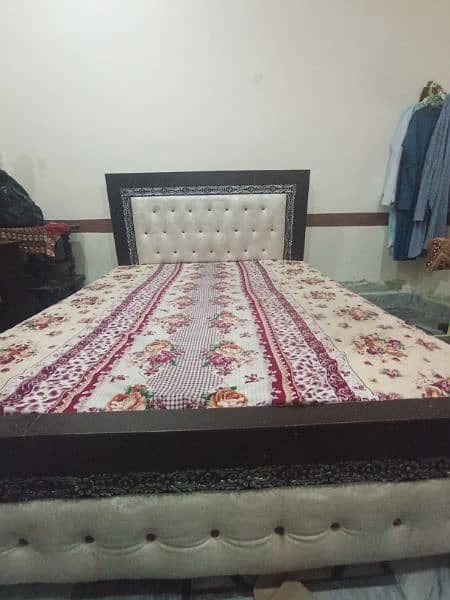 Clothes Almari,,Dressing Table Double Bed for Sale 2