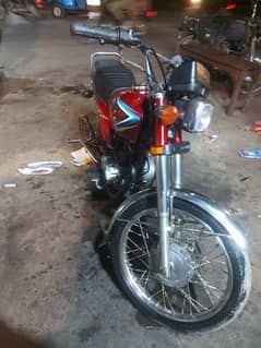 HONDA BIKE 2018 GULSHAN E IQBAL BLOCK 13D - 1 NEAR BY ABRAR MASJID