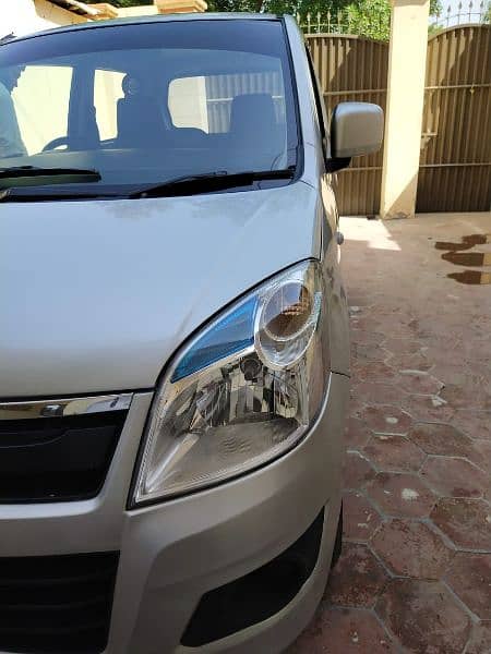 Suzuki Wagon R 2018 1