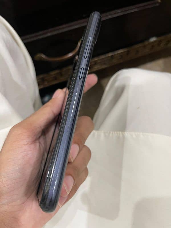 Realme c25s 3