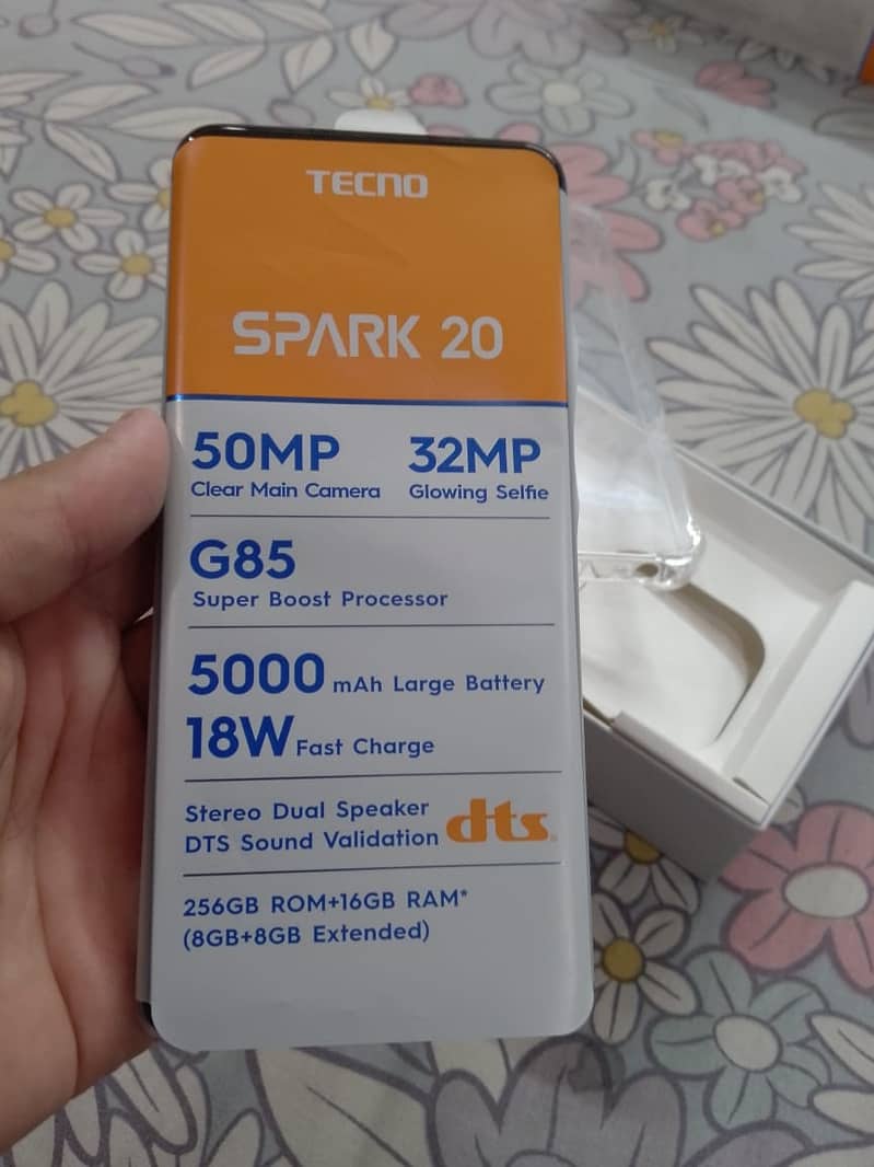 Tecno spark 20 7