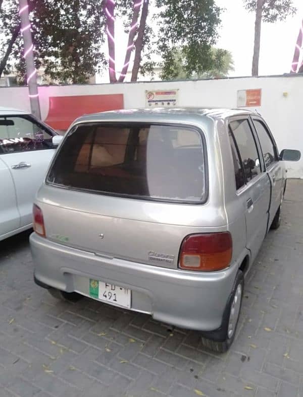 Daihatsu Cuore 2010/11 10