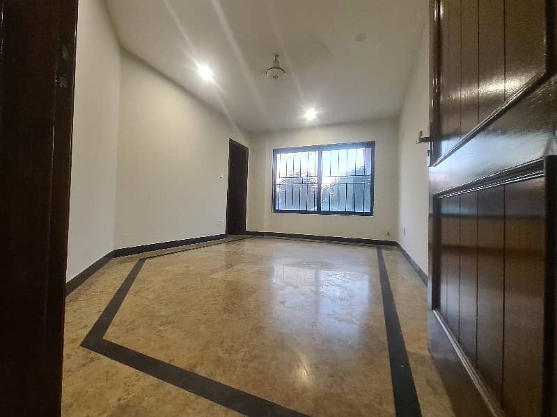 4 Bed Ground Floor Apartment Available For Rent 9