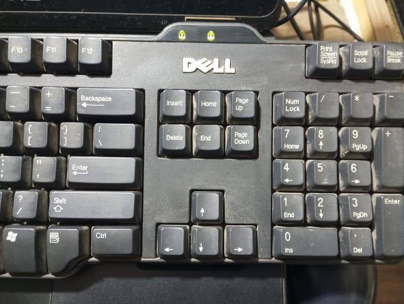 DELL Slim soft usb keybord Lush Condition 3