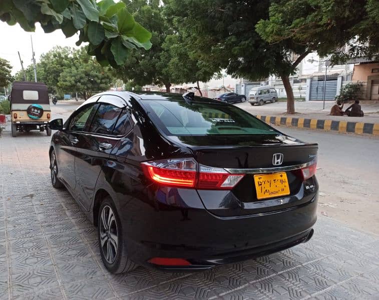 Honda Grace Hybrid 2015/2018 6