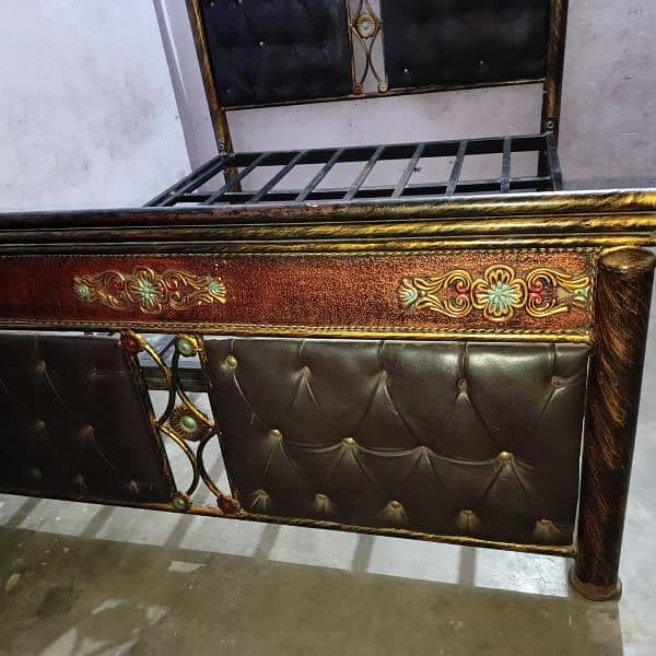 Double bed with spring wala mattress , condition 10 bye 9 3