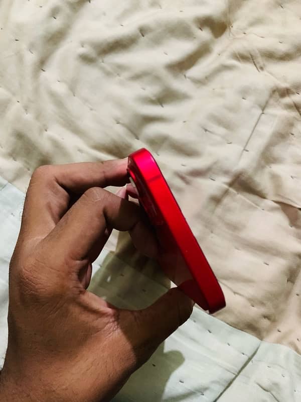 IPHONE 14PLUS (RED) 4