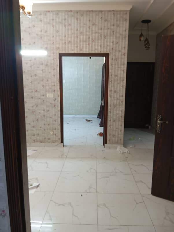 6marla lower portion for rent 2bad attach bathroom tiles flooring woodwork sapreet gate sapreet bajli pany tanky Muter 11