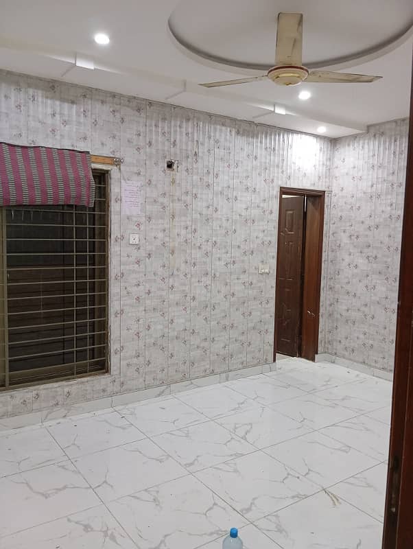 6marla lower portion for rent 2bad attach bathroom tiles flooring woodwork sapreet gate sapreet bajli pany tanky Muter 12