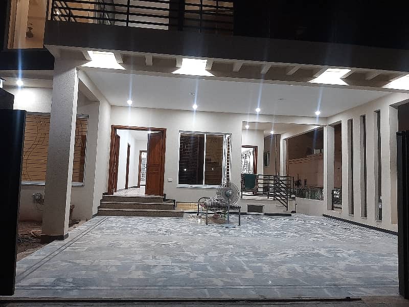 1 Kanal Brand New Open Basement Available For Rent 3