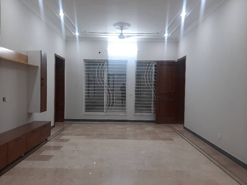 1 Kanal Brand New Open Basement Available For Rent 8