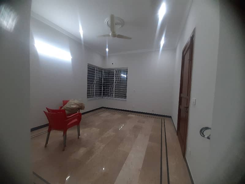 1 Kanal Brand New Open Basement Available For Rent 18