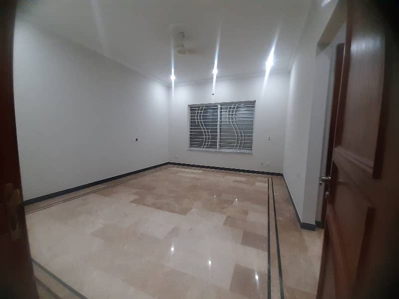 1 Kanal Brand New Open Basement Available For Rent 30