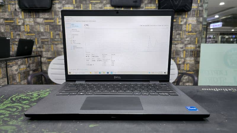 Dell latitude 3420 Core i5 11th gen 8