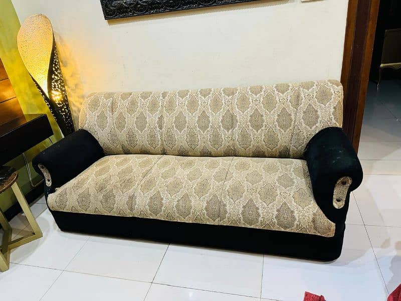 7 seater sofa with big table 0