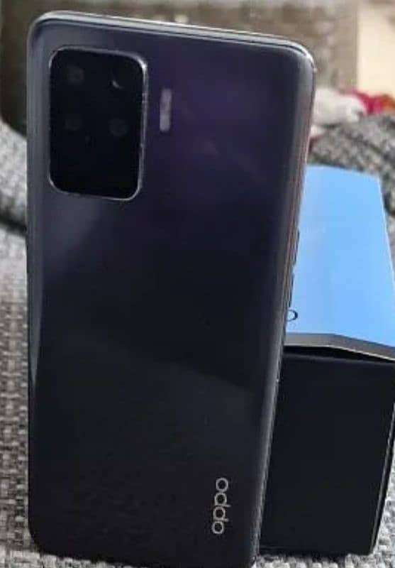 Oppo f19 pro. . . . 1