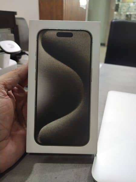 iPhone 15 Pro Non PTA 256Gb Physical+Esim 5